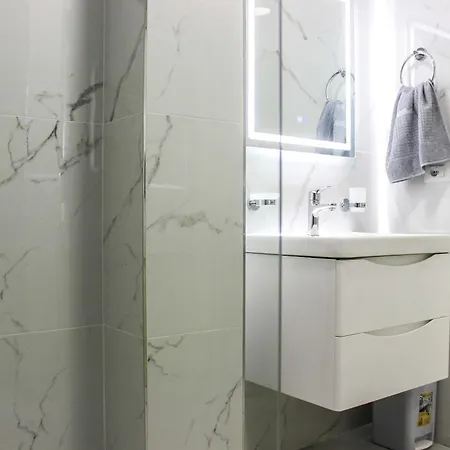 Comfortable 1178 * Golem (Tirana)
