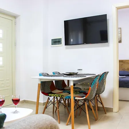 Comfortable 1178 Golem (Tirana)