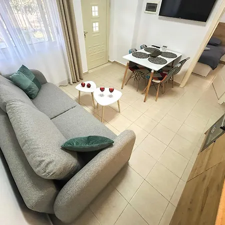 Comfortable 1178 Apartment Golem (Tirana)